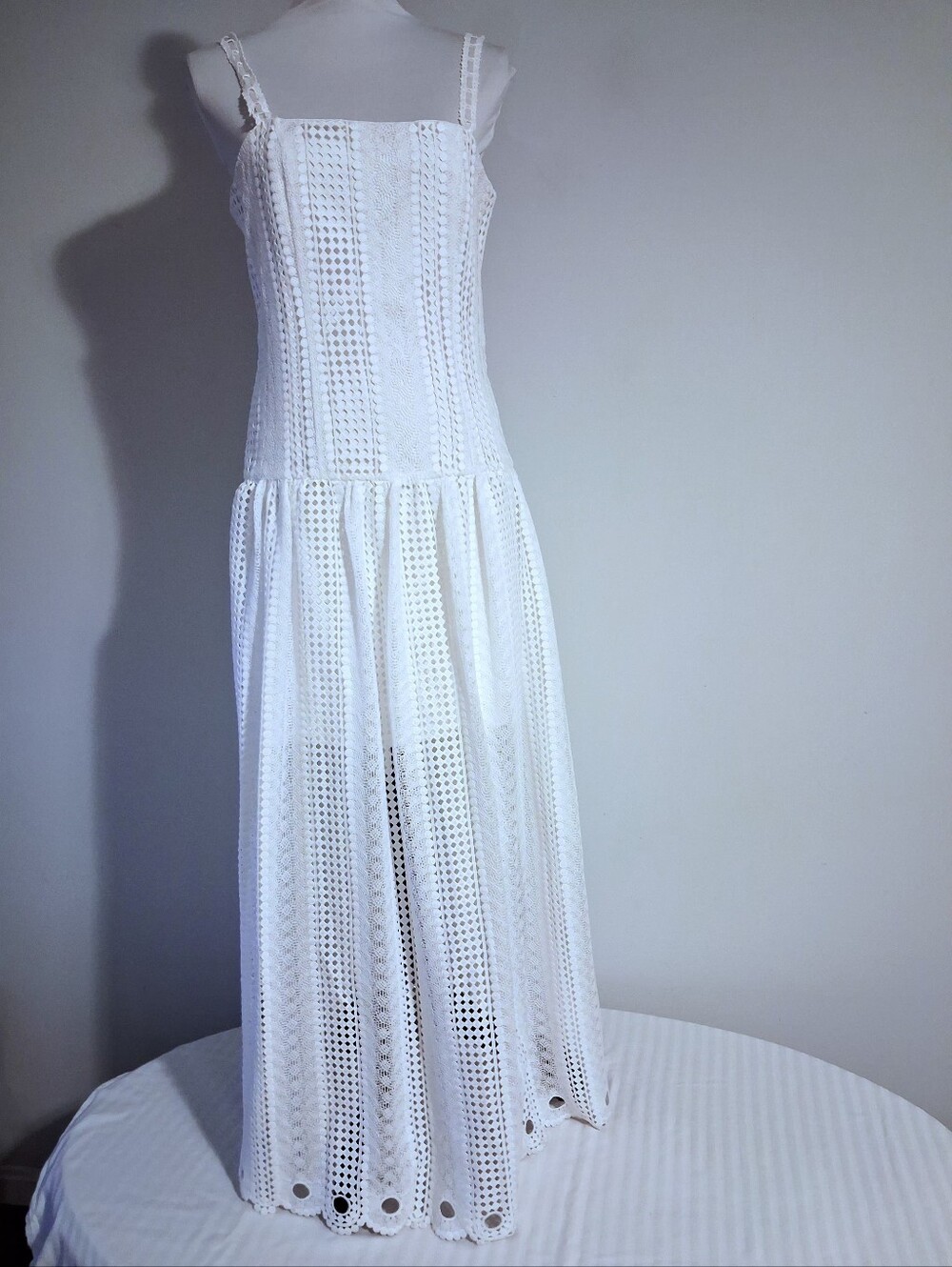 White Lace Spaghetti Strap Women's Maxi Dress - White Party Outfit Size Mef